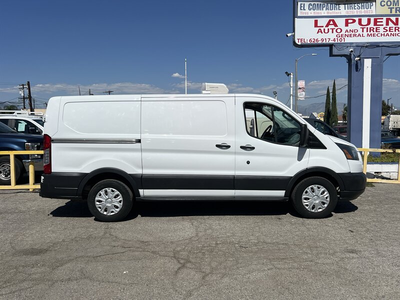 Used 2016 Ford Transit 150 130 Low Roof RWD image 2