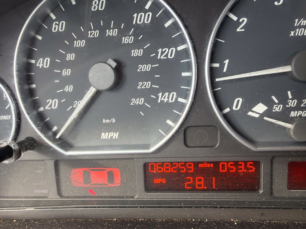 Used 2004 BMW 330Ci Convertible RWD image 5