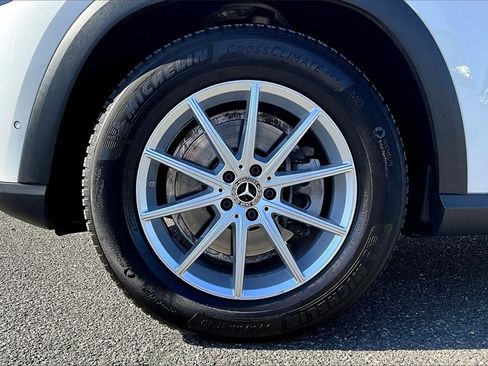 Used 2025 Mercedes-Benz GLE 350 4MATIC image 8