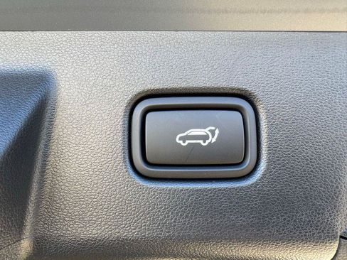 New 2025 Hyundai Tucson Limited AWD/4WD image 32