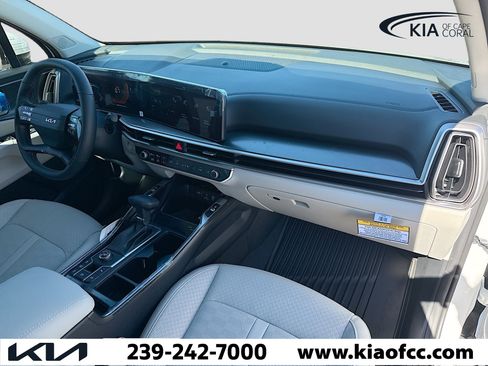 New 2026 Kia Sorento S w/ S Panoramic Sunroof Package FWD image 14