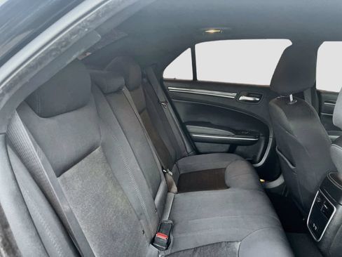 Used 2022 Chrysler 300 Touring w/ Sport Appearance Package RWD image 24