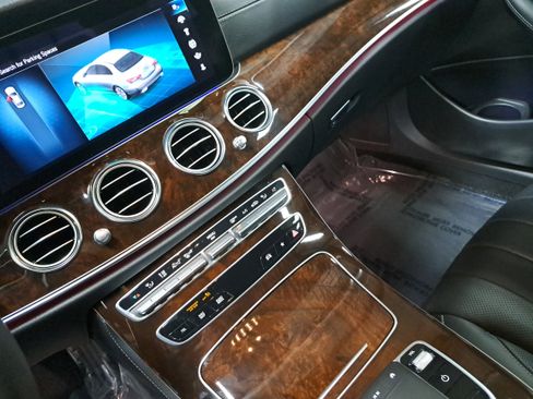 Certified 2023 Mercedes-Benz E 350 4MATIC Sedan image 27