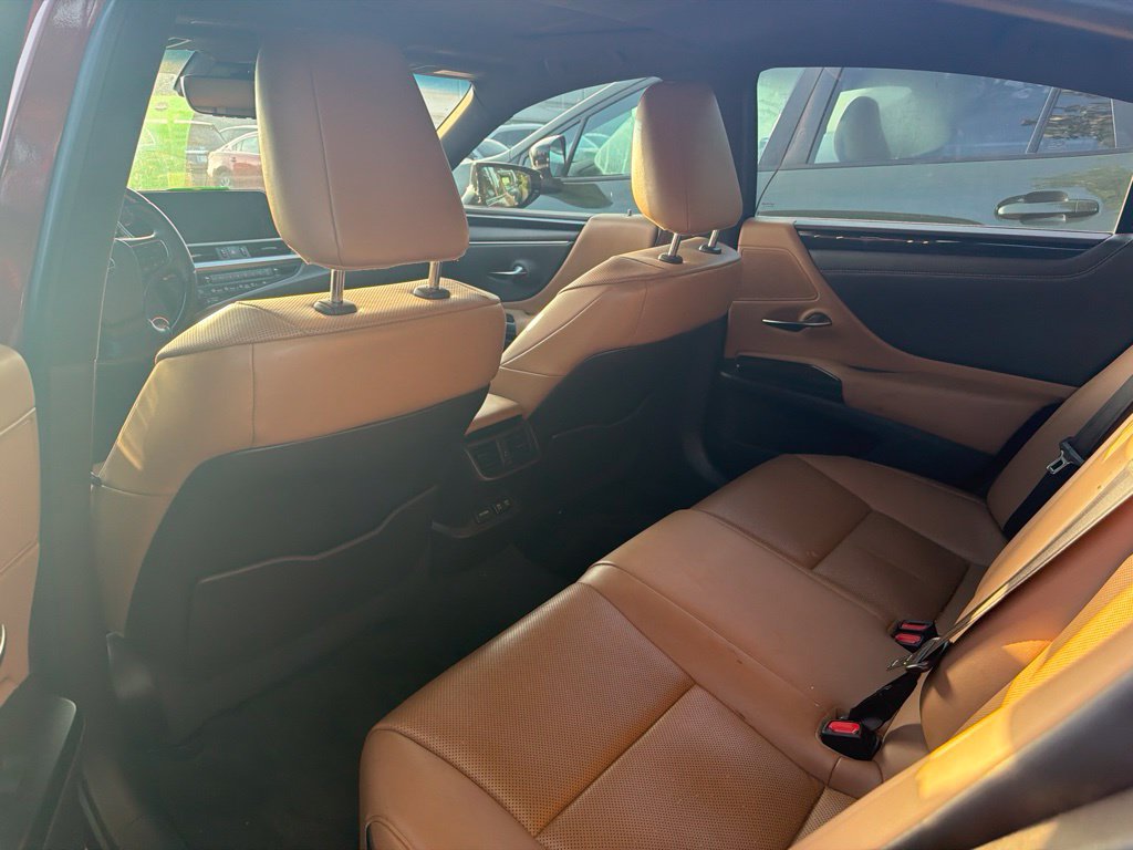 Used 2019 Lexus ES 350 w/ Premium Package FWD image 8