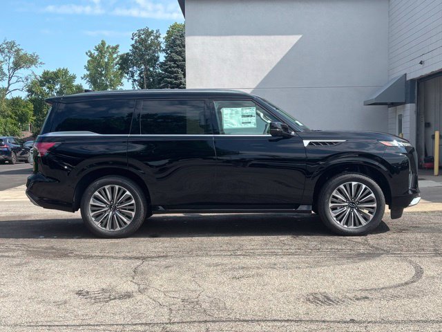 New 2027 INFINITI QX80 Luxe AWD/4WD image 2