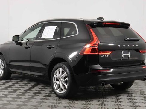 Used 2020 Volvo XC60 T5 Momentum w/ Protection Package AWD/4WD image 3