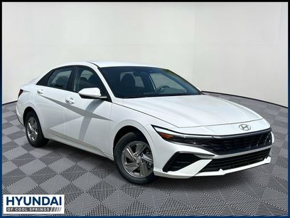 New 2026 Hyundai Elantra SE