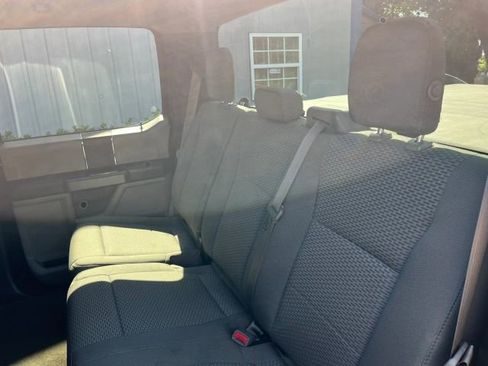 Used 2015 Ford F150 XLT RWD image 21