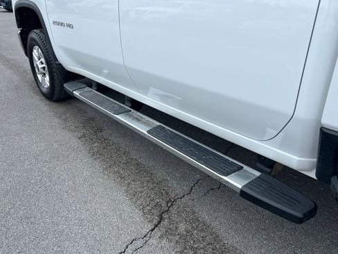 Used 2025 Chevrolet Silverado 2500 LT w/ Convenience Package image 14