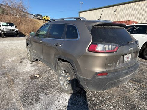 Used 2019 Jeep Cherokee Latitude Plus image 6