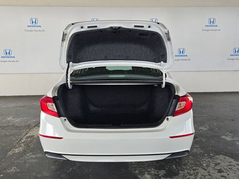 Used 2022 Honda Accord LX image 36