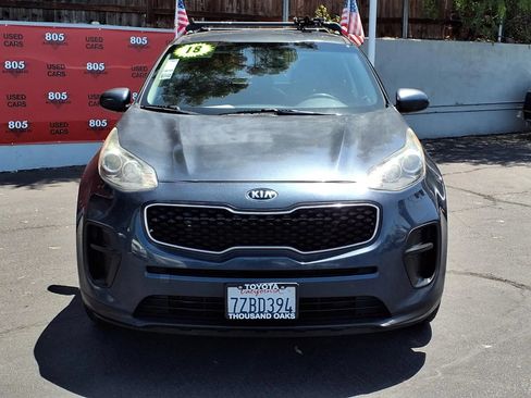 Used 2018 Kia Sportage LX FWD image 2