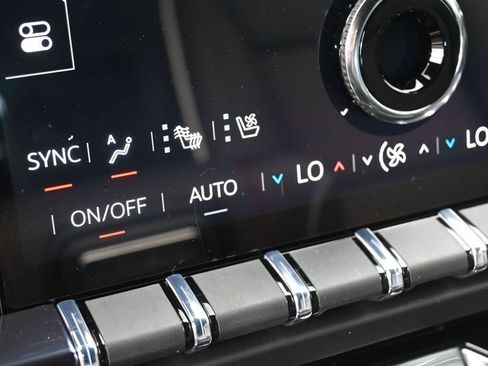 New 2026 GMC Yukon AT4 Ultimate AWD/4WD image 32