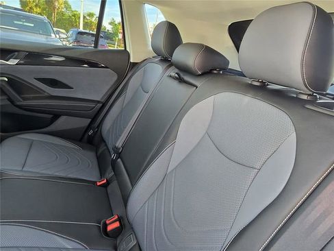New 2026 Volkswagen Tiguan SE FWD image 9