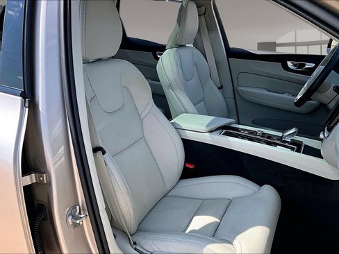 Used 2026 Volvo XC60 B5 Ultra w/ Protection Package Premier AWD/4WD image 7