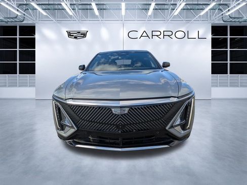 Certified 2024 Cadillac Lyriq Tech w/ Driver Assist Package image 9