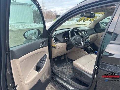 Used 2016 Hyundai Tucson Limited w/ Option Group 03 image 14