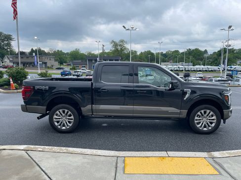 Used 2025 Ford F150 King Ranch w/ FX4 Off-Road Package AWD/4WD image 6