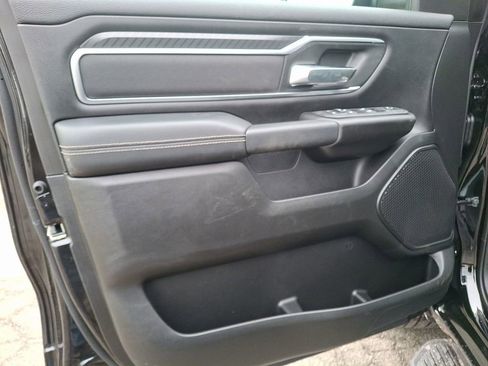 New 2026 RAM 1500 4x4 Crew Cab image 9