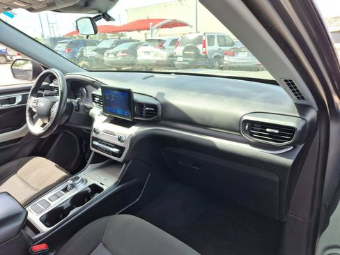 Used 2022 Ford Explorer XLT RWD image 22