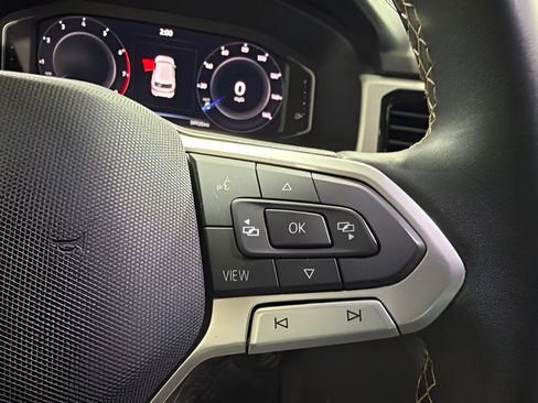 Used 2023 Volkswagen Atlas Cross Sport SE w/ Panoramic Sunroof Package FWD image 17