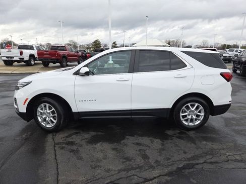 Used 2023 Chevrolet Equinox LT AWD/4WD image 20