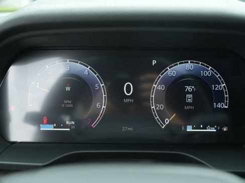 New 2026 Jeep Grand Cherokee L Limited w/ Luxury Tech Group II AWD/4WD image 32