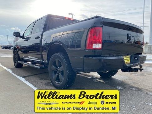Used 2018 RAM 1500 Express w/ Black Ram 1500 Express Group image 7