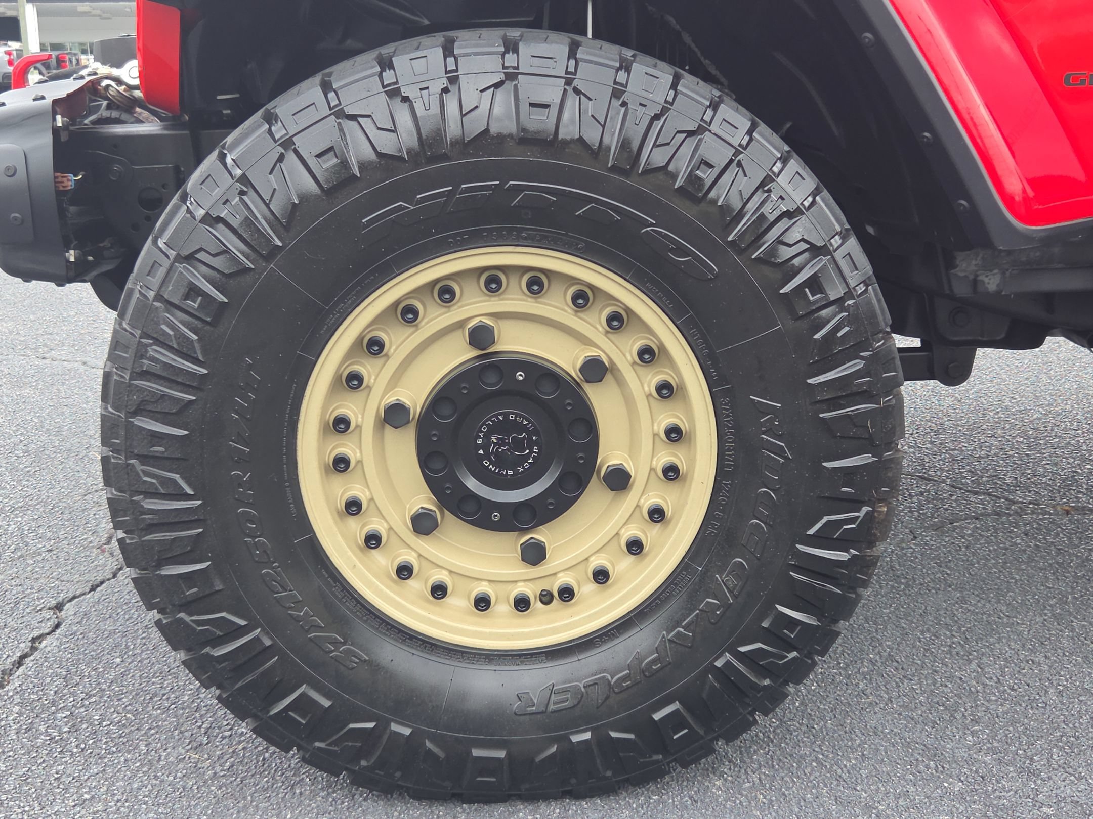 Used 2020 Jeep Gladiator Rubicon AWD/4WD image 9