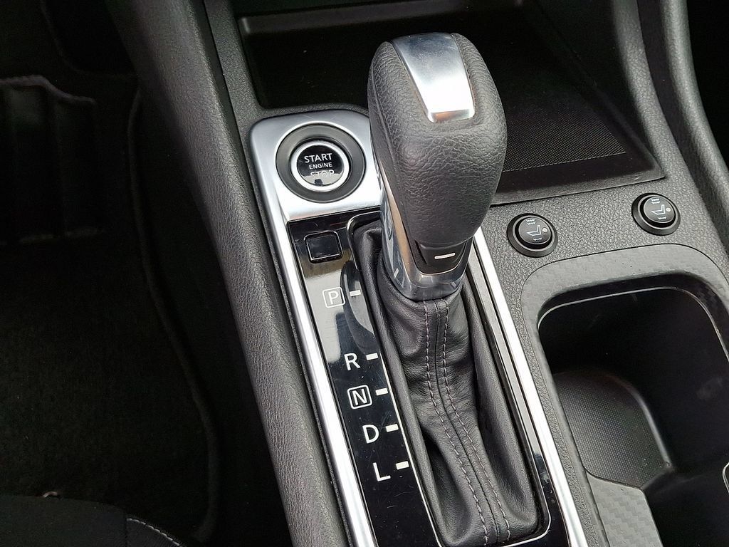 Used 2020 Nissan Sentra SV FWD image 15