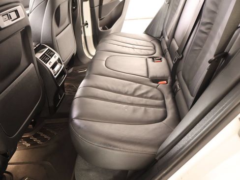Used 2019 BMW X5 xDrive40i w/ M Sport Package AWD/4WD image 13