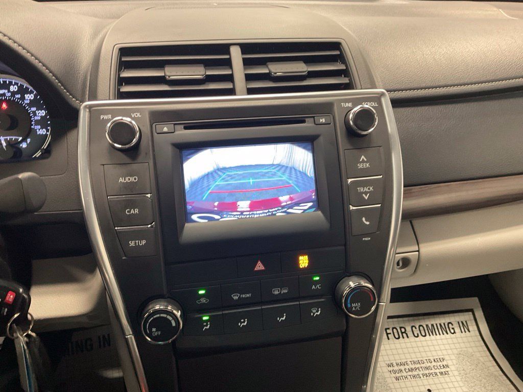 Used 2016 Toyota Camry LE FWD image 21