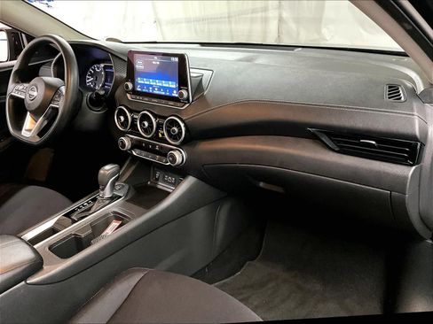 Used 2024 Nissan Sentra SV image 14