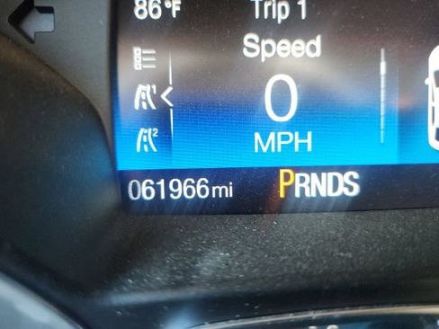 Used 2016 Ford Focus Titanium FWD image 17
