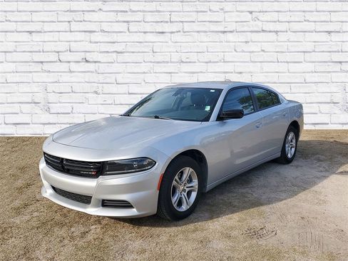 Used 2023 Dodge Charger SXT image 4