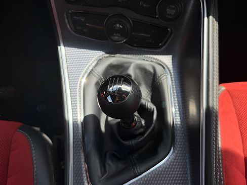Used 2016 Dodge Challenger SRT Hellcat RWD image 15
