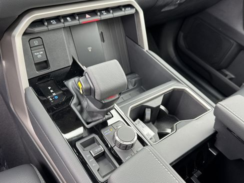 New 2026 Toyota Tundra Limited w/ TRD Off-Road Package AWD/4WD image 19