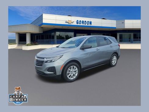 Used 2024 Chevrolet Equinox LS w/ LS Convenience Package image 1