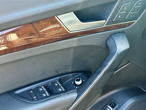 Used 2019 Audi Q5 2.0T Premium Plus w/ Premium Plus Package image 19