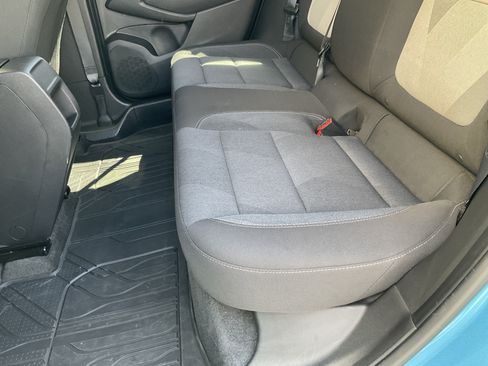 Used 2025 Chevrolet Trax LS FWD image 32