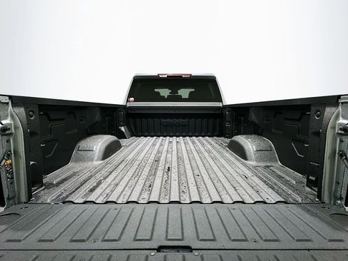 New 2026 GMC Sierra 3500 SLT image 9