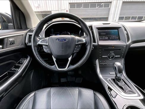 Used 2015 Ford Edge Titanium w/ Equipment Group 301A image 6