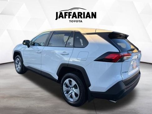 Certified 2022 Toyota RAV4 LE image 8