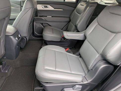 New 2026 Ford Explorer Active w/ Active Comfort Package image 26