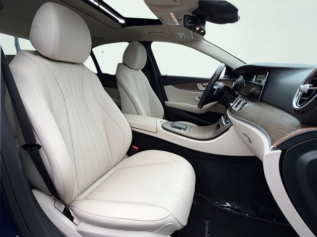 Used 2021 Mercedes-Benz E 350 4MATIC Sedan image 32