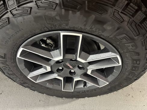 New 2026 GMC Terrain AT4 w/ Convenience Package III image 8