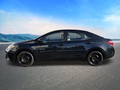 Used 2016 Toyota Corolla image 6