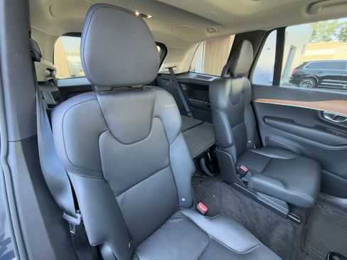 Certified 2022 Volvo XC90 T8 Inscription Expression w/ Advanced Package image 29