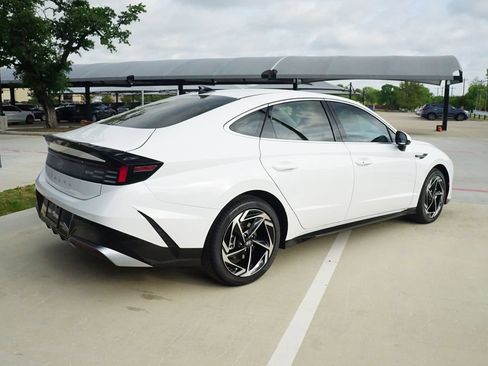 New 2026 Hyundai Sonata SEL FWD image 7