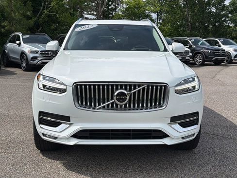 Used 2023 Volvo XC90 B5 Plus w/ Protection Package Premier AWD/4WD image 3